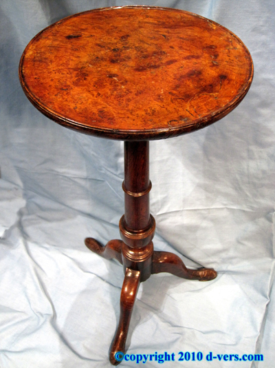 Georgian Burl Walnut Tripod Pedestal Table English 19th Century