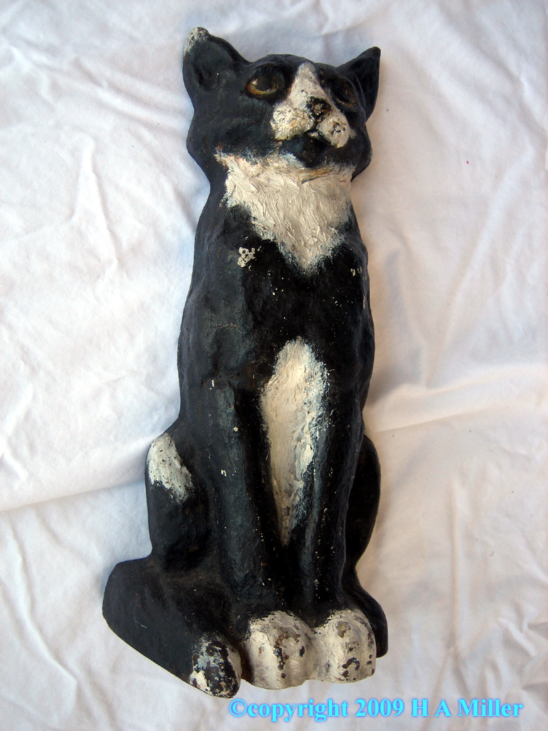 Cast Iron Doorstop Tuxedo Black & White Cat 