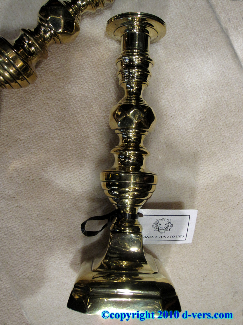19th Century English Pair of Brass Candlesticks 